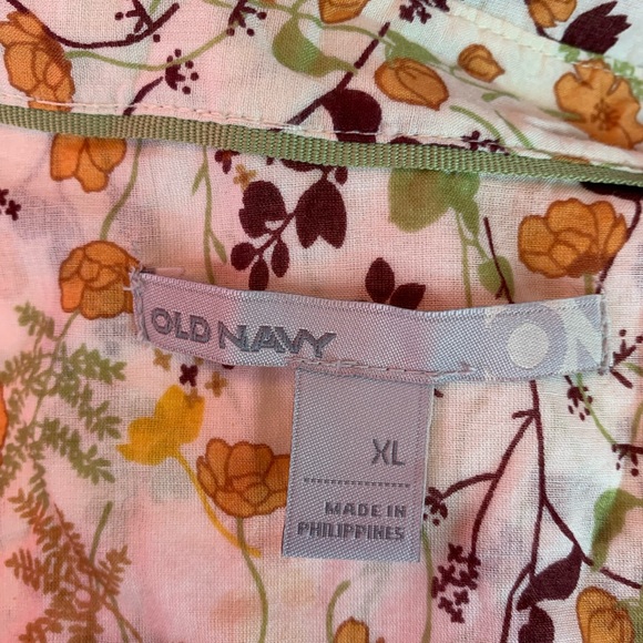 Old Navy cream and orange floral button down size XL - Picture 6 of 7